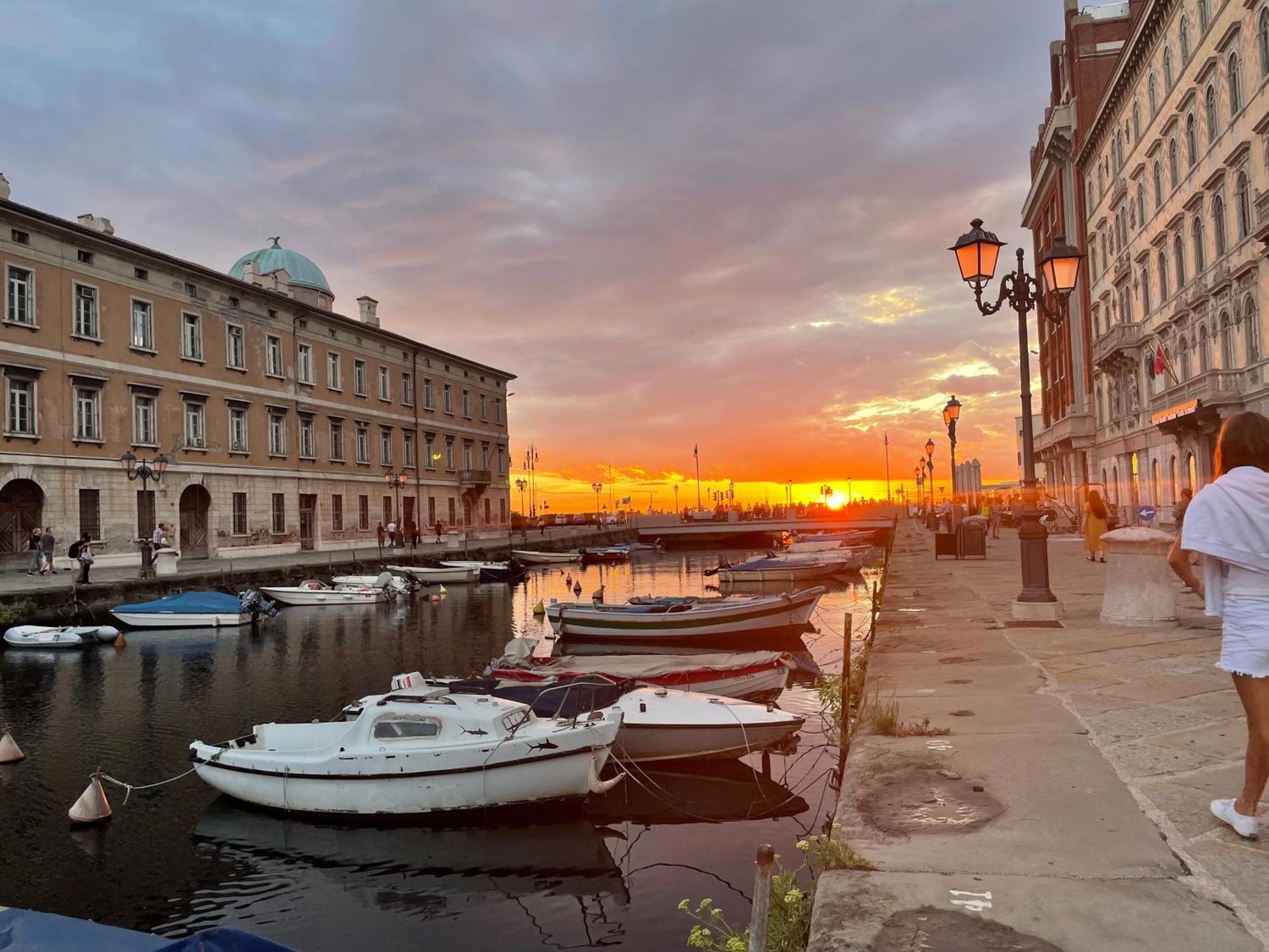 Trieste Art Loft Esterno foto